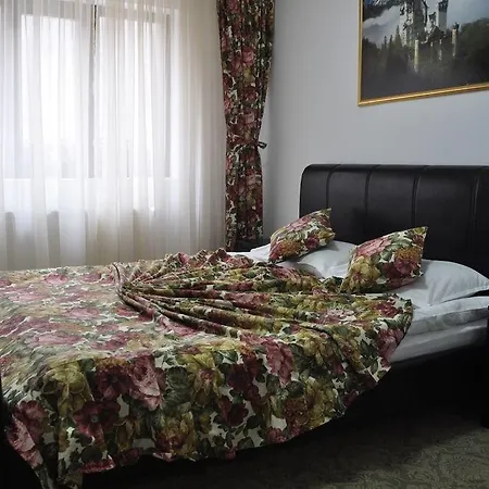 Conac Bavaria Hotel Buşteni